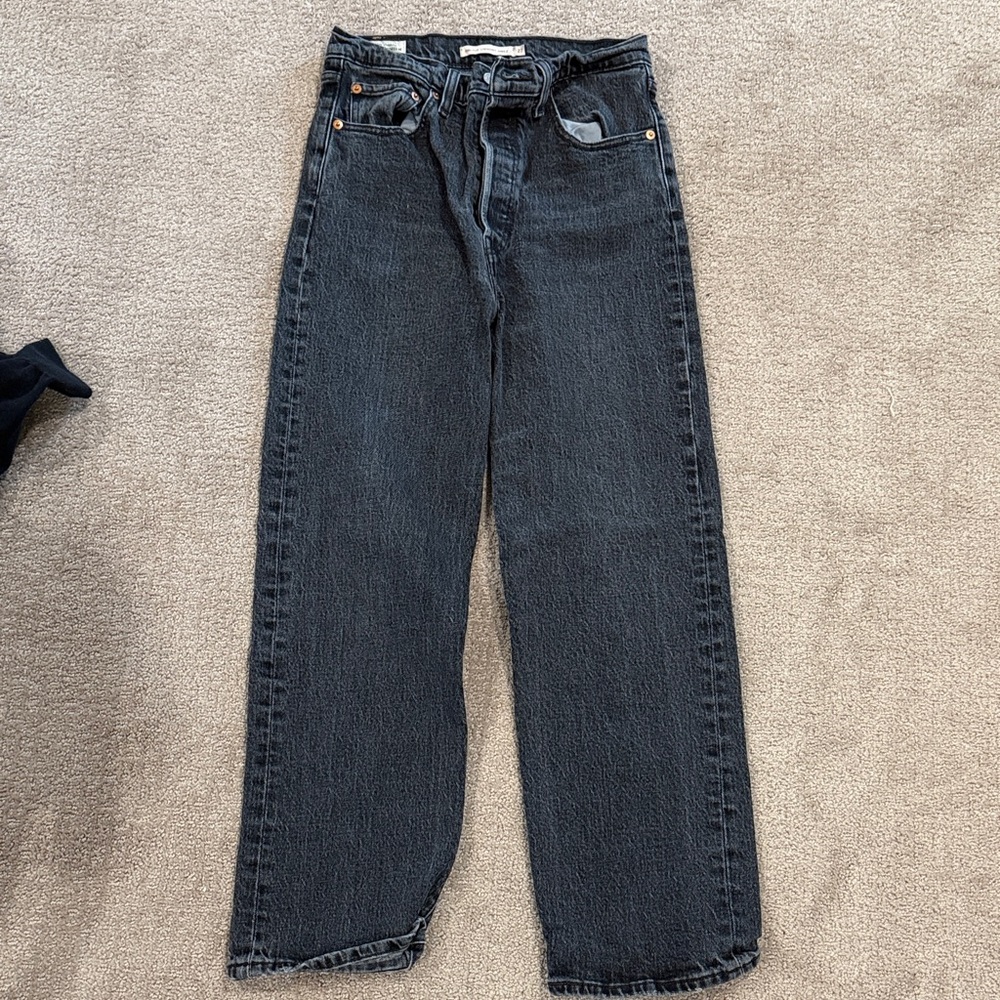 Levi's Women's Black Ribcage Straight Ankle